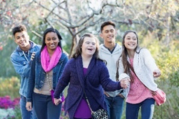 A group pf people walking together.